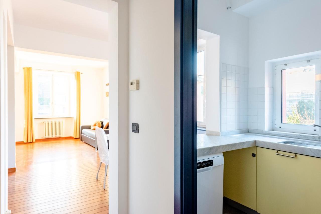 Joivy Modern Flat Next To The Sea Apartment Genova Exterior foto